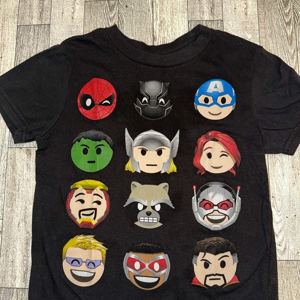 🌀🌀🌀 Marvel Kids Superhero Emoji T-Shirt - Black - Size XS
